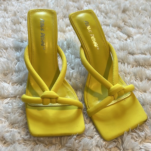 ASOS Yellow Knotted Sandals - Picture 5 of 16